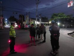Personel Gabungan Polres Bima Kota Laksanakan Patroli Malam dan Patroli Menjelang Sahur Selama Bulan Suci Ramadhan 1446 H