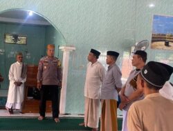 Momentum Bulan Suci Ramadhan, Kapolres Bima Kabupaten AKBP Eko Sutomo S.I.K.,M.I.K., Gelar Sholat Dzuhur Berjamaah di Masjid Al-Khair