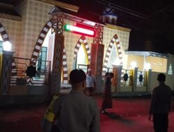 Jaga Ketertiban Lingkungan dan Tempat Ibadah Selama Bulan Ramadhan Polsek Madapangga Tingkatkan Patroli Subuh