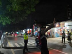 Hadir Melayani Masyarakat, Satsamapta Polres Bima Intensifikan Patroli Pengamanan Sholat Taraweh