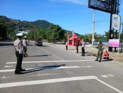 Anggota Pos Pam Amahami Laksanakan Pengaturan Lalu Lintas dalam Ops Ketupat Rinjani 2025