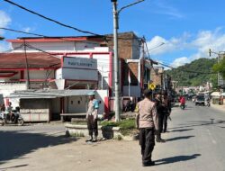 Cegah Kemacetan Personel Pos PAM Operasi Ketupat Rinjani 2025 Simpang 3 Tente Laksanakan Pelayanan Pengaturan Arus Lalulintas