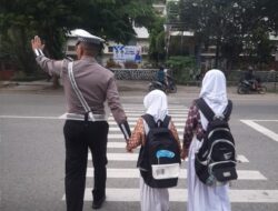 Sat Lantas Polres Bima Kota Laksanakan Kegiatan Rawan Pagi (Strong Point) di Sejumlah Titik Strategis