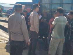 Sat Binmas Polres Bima Kota Gelar Jumat Curhat di Area Pelabuhan Bima, Serap Aspirasi Para Sopir