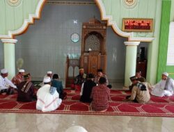 Dekat dan Selalu Hadir Ditengah Masyarakat, Plh Kapolsek Sanggar Menggelar Silaturahmi Bersama Tokoh Agama