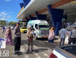 Satlantas Polres Bima Kota Kawal Rombongan Calon Jamaah Haji Menuju Bandara Sultan Salahudin