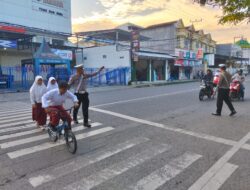 Satlantas Polres Bima Kota Gelar Rawan Pagi, Atur Lalu Lintas Demi Kelancaran dan Keselamatan Pengguna Jalan