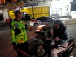 Sat Lantas Polres Bima Kota Gelar Blue Light Patrol dan Pengaturan Lalu Lintas di Malam Hari