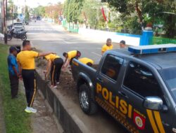 Personel Polsek Wawo Laksanakan Korvei Kebersihan Mako, Wujudkan Lingkungan Kerja yang Bersih dan Sehat