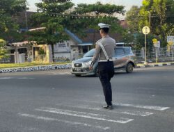 Sat Lantas Polres Bima Kota Laksanakan Rawan Pagi, Wujudkan Kamseltibcarlantas dan Rasa Aman bagi Pengguna Jalan