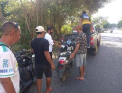 Respon Cepat Personel Polsek Sape, Evakuasi Korban Laka Lantas di Jalan Lintas Sape-Bima
