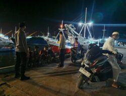 Personel Polsek Kawasan Pelabuhan Laut Bima Laksanakan Patroli Rutin, Sasar Buruh dan ABK di Area Pelabuhan