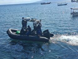 Sat Polairud Polres Bima Kota Amankan Lomba Dayung Festival Sangiang Api 2025