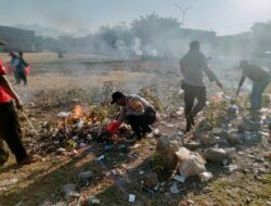 Polres Bima Kota Laksanakan Gotong Royong di Areal Pasar Amahami Dukung Program “KOTA BIMA BISA”