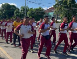 Personel Polres Bima Kota Laksanakan Olahraga Pagi Rutin Bersama Guna Jaga Kebugaran Jasmani
