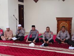 Personel Polres Bima Kota Laksanakan Kegiatan Rutin Binrohtal di Masjid Jabal Qubis